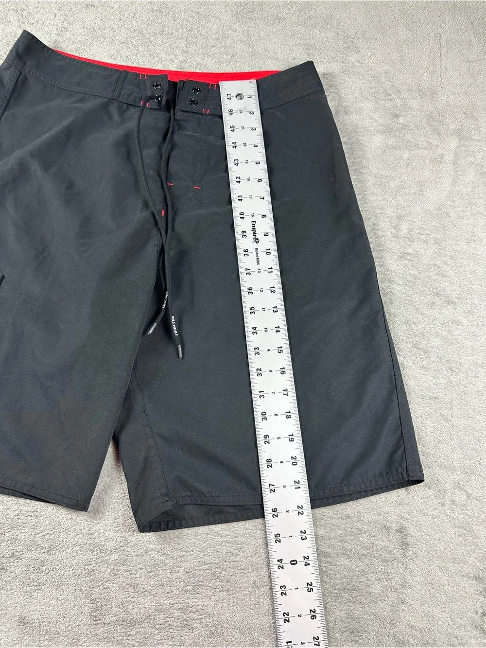 Counter Culture Board Shorts Mens Size 33 Black Red Surf Swim Cargo Shorts